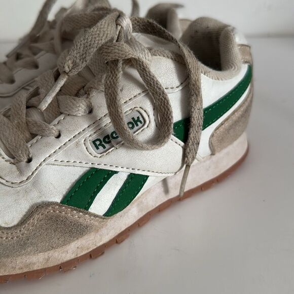 Reebok White and Green Classic Sneakers Retro Design - Picture 3 of 7